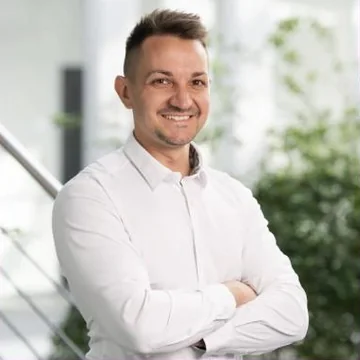 Ovidiu Rieger, Geschäftsführer bei AO Consulting